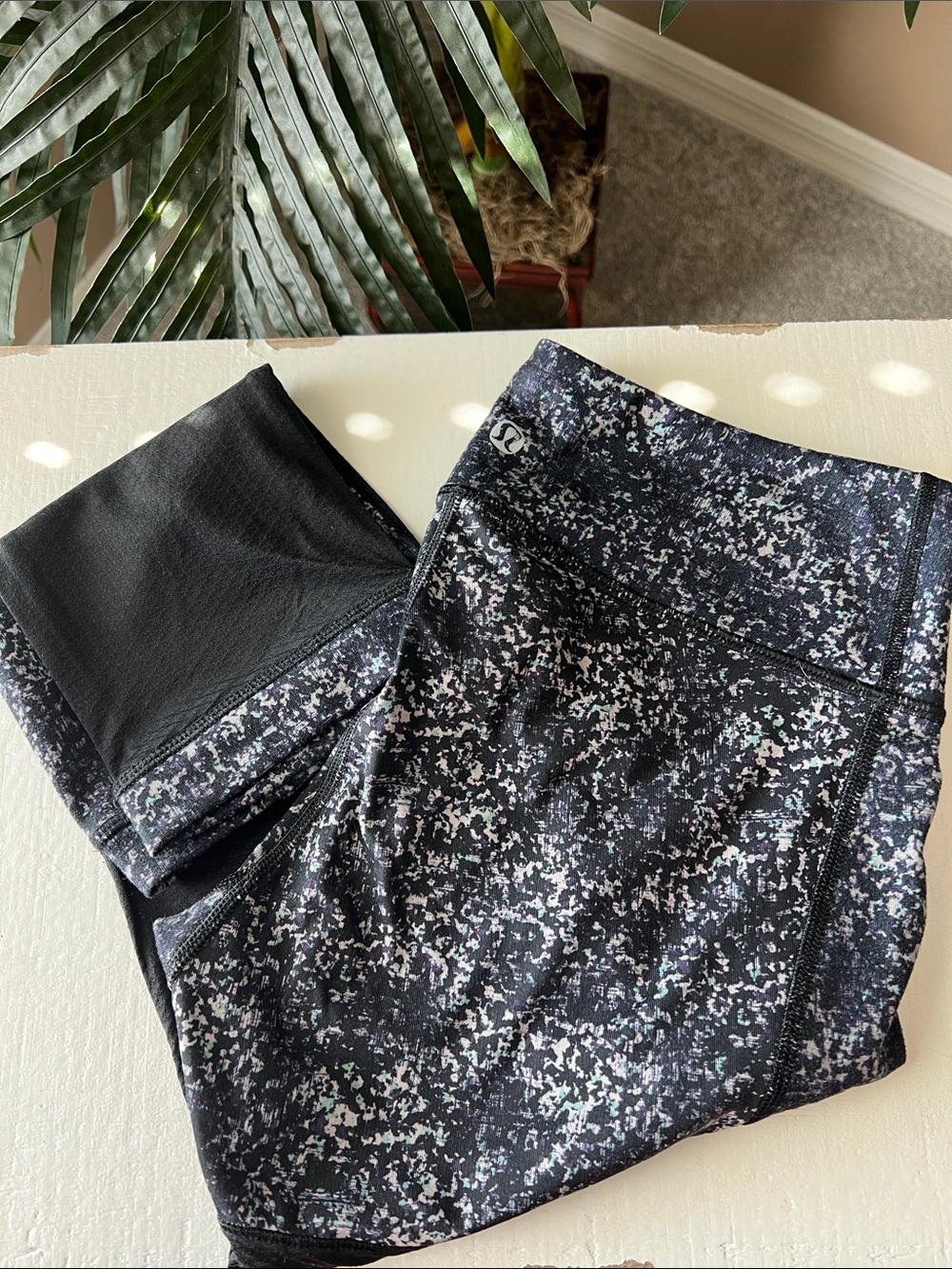Lululemon Black Speckled High-Rise Leggings